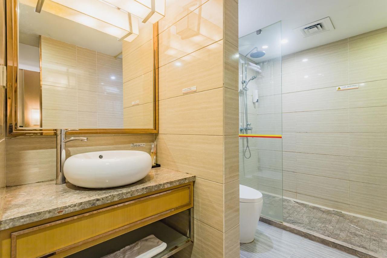 Super 8 Hotel Select Guangzhou Railway Station Xicun Subway Station 객실 사진