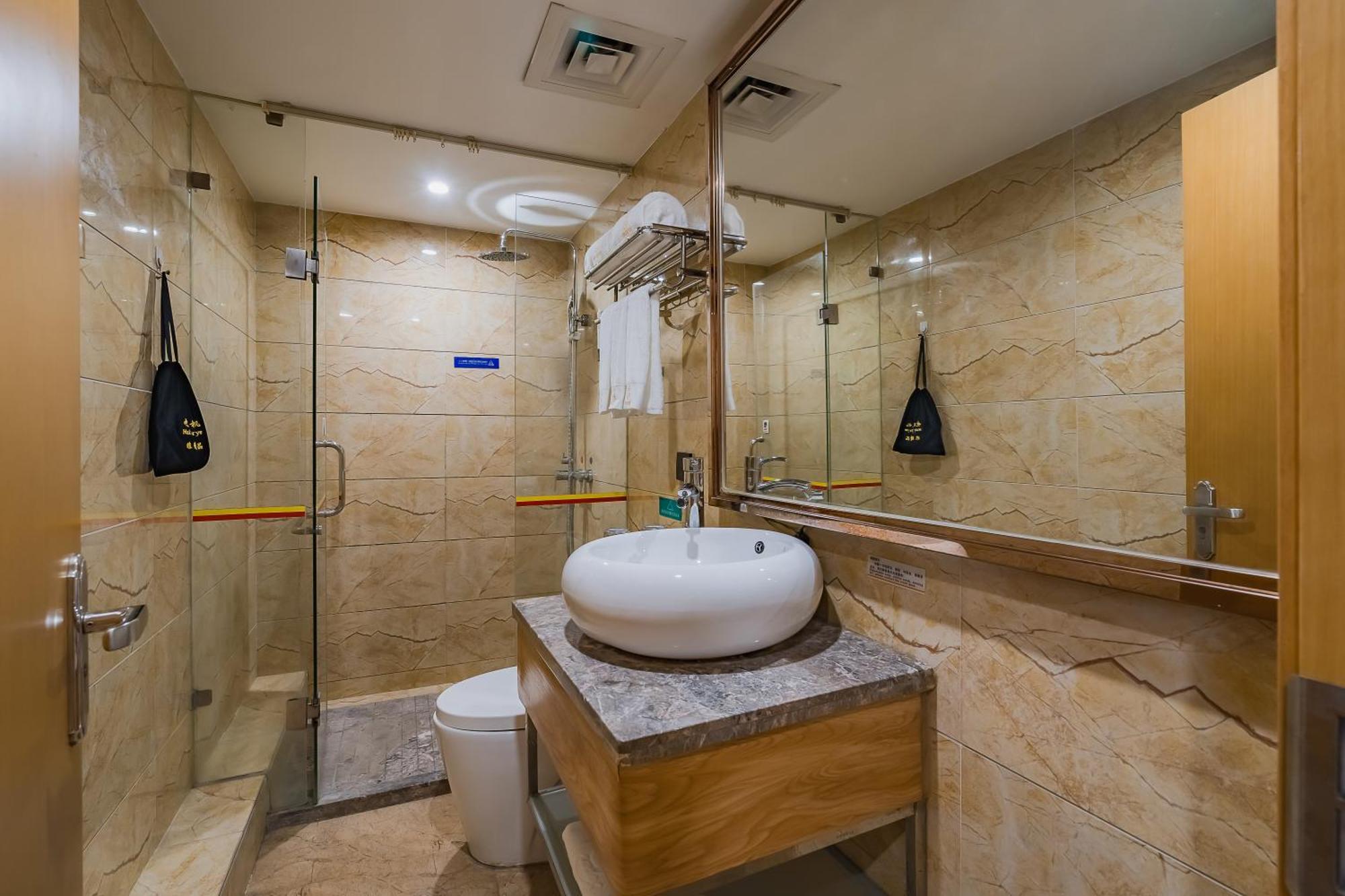 Super 8 Hotel Select Guangzhou Railway Station Xicun Subway Station 외부 사진