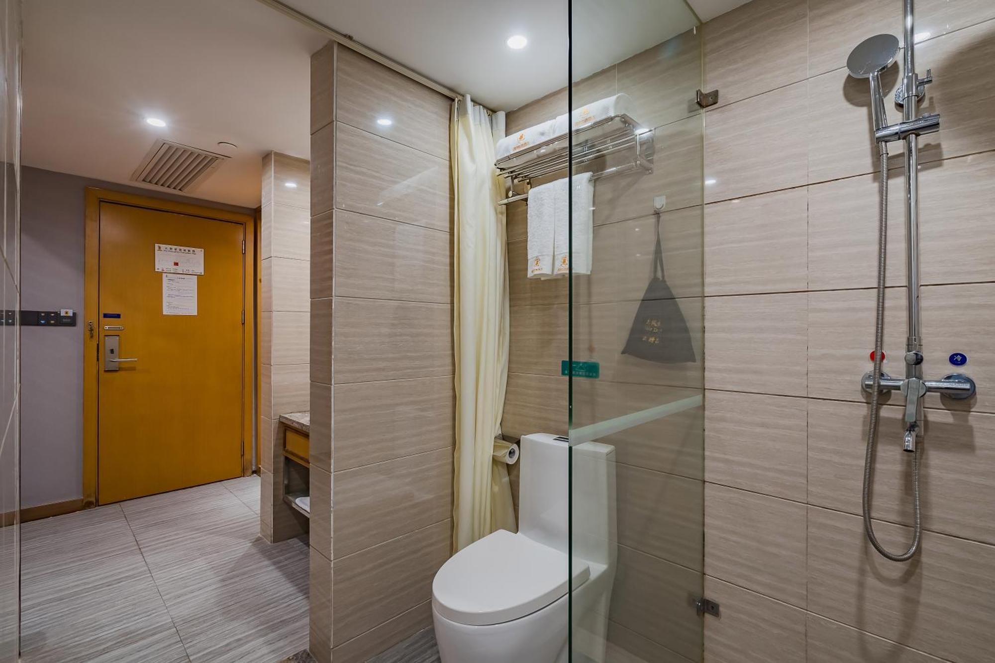 Super 8 Hotel Select Guangzhou Railway Station Xicun Subway Station 외부 사진